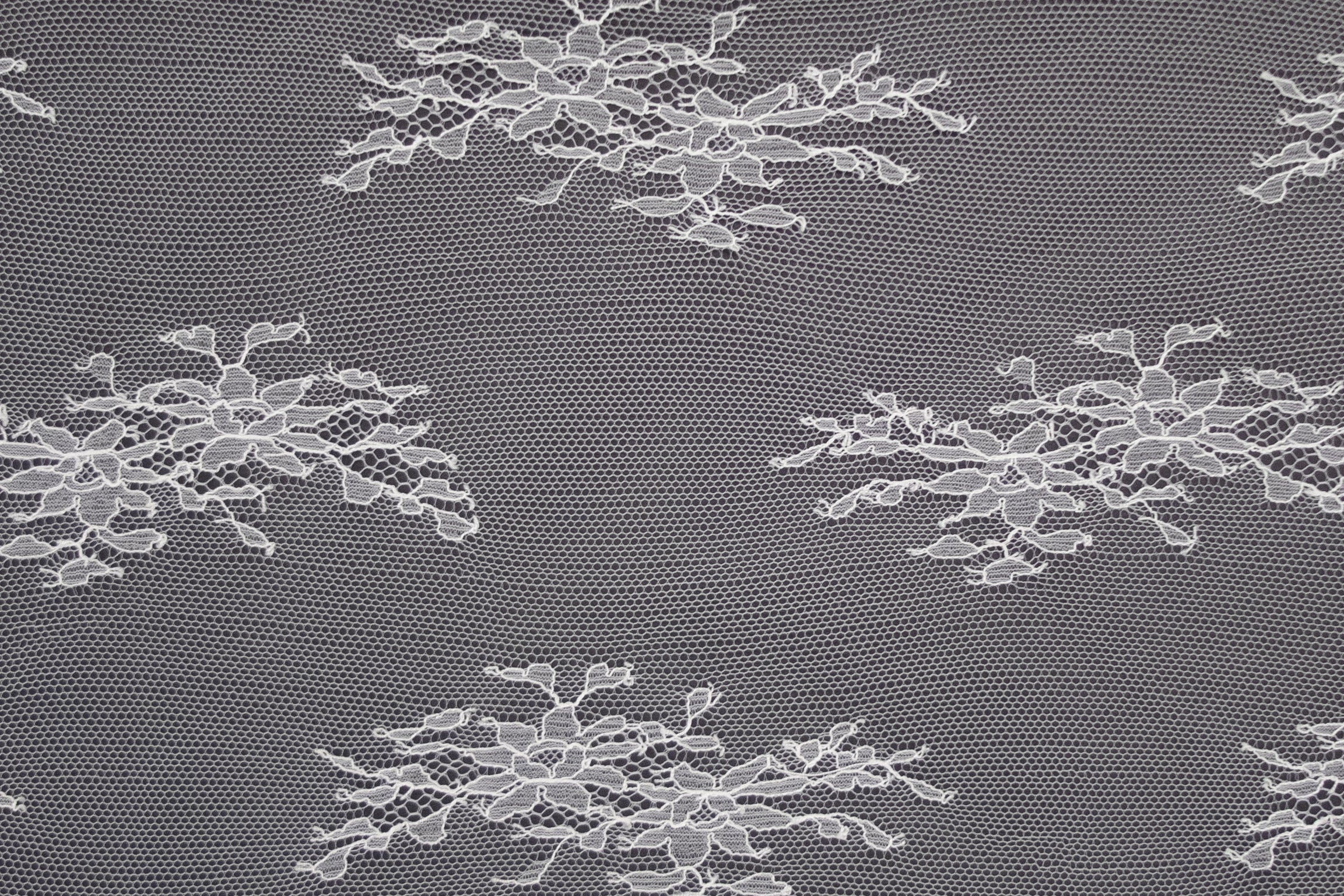 Bridal Chantilly Lace in Off-White, Made in France - Image 3