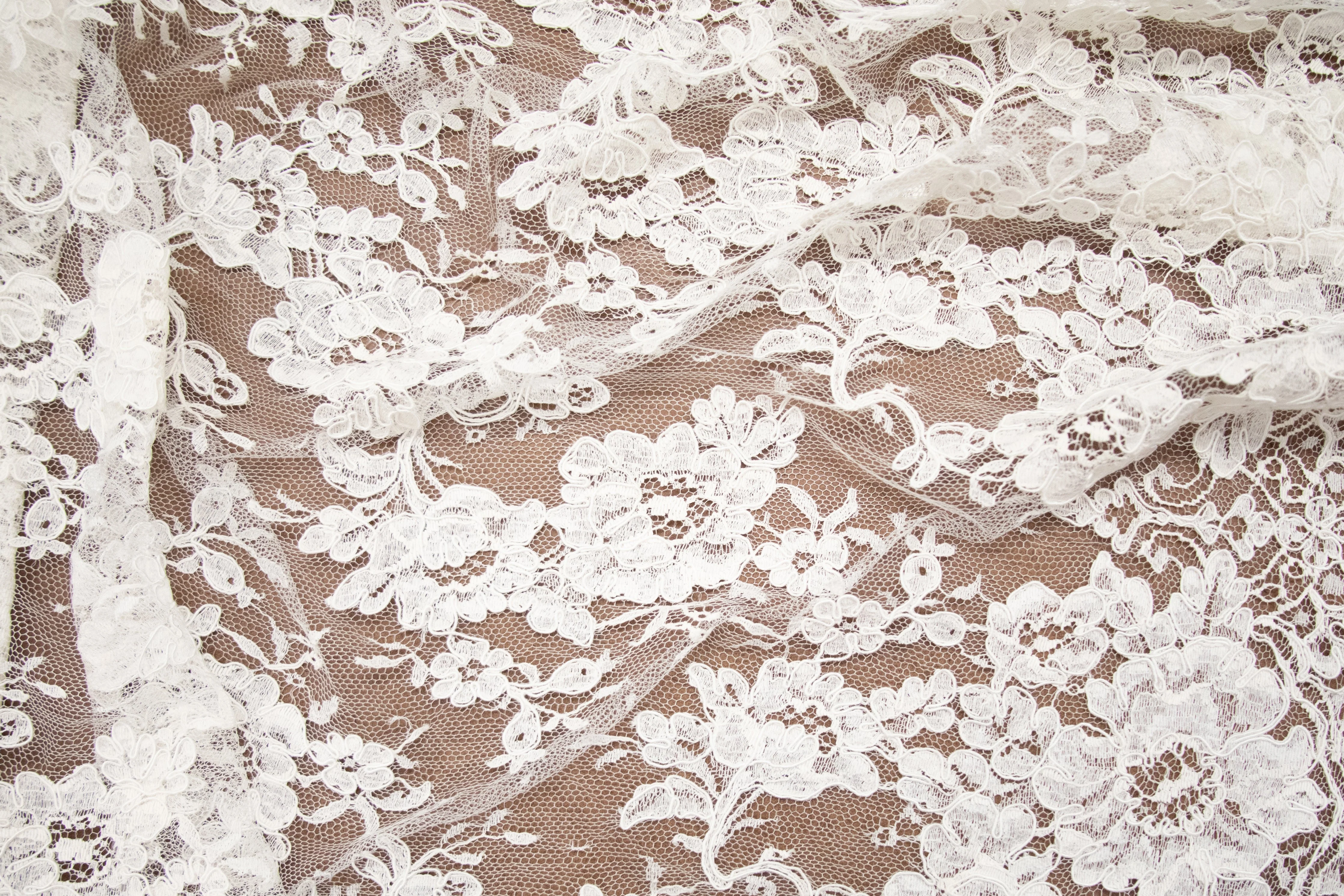 Floral Alencon Lace in Off-White/Ivory, Made in France - Image 3